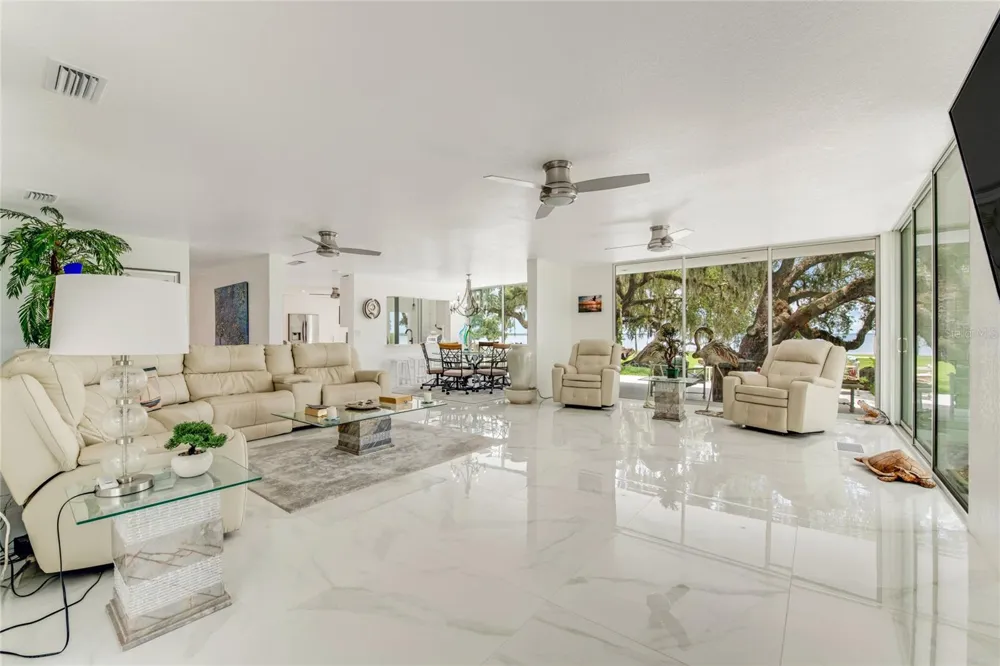 2600 FORT LANE ROAD Geneva, FL 32732