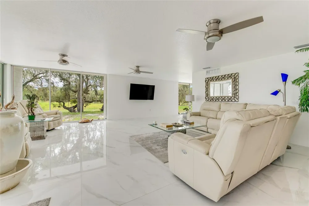 2600 FORT LANE ROAD Geneva, FL 32732