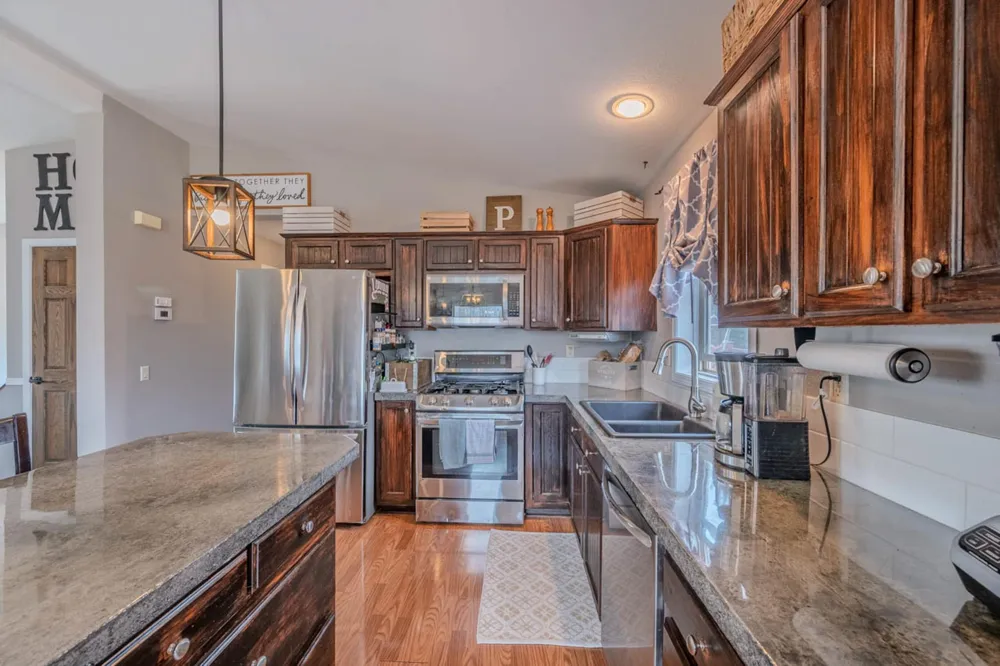 11212 Pozar Road Chisholm, MN 55719