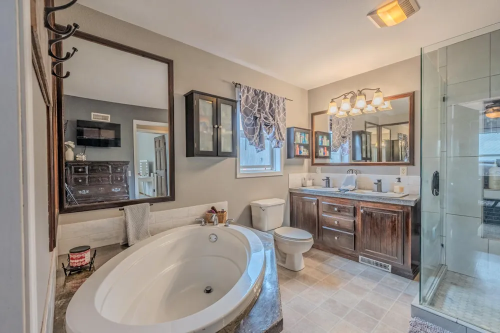 11212 Pozar Road Chisholm, MN 55719