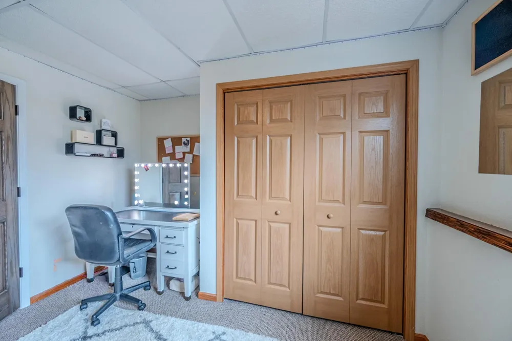 11212 Pozar Road Chisholm, MN 55719