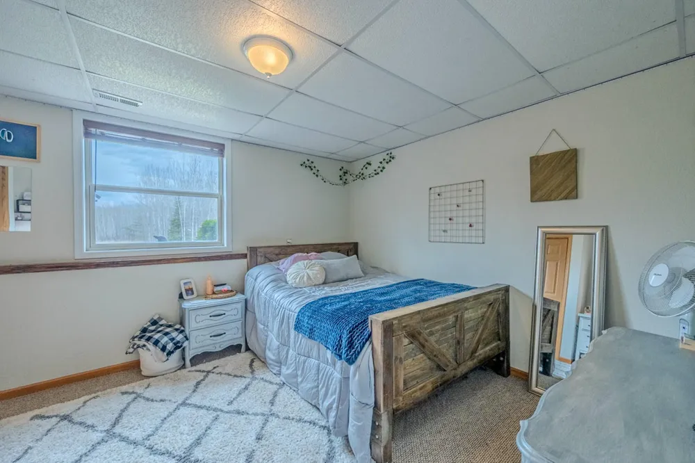 11212 Pozar Road Chisholm, MN 55719