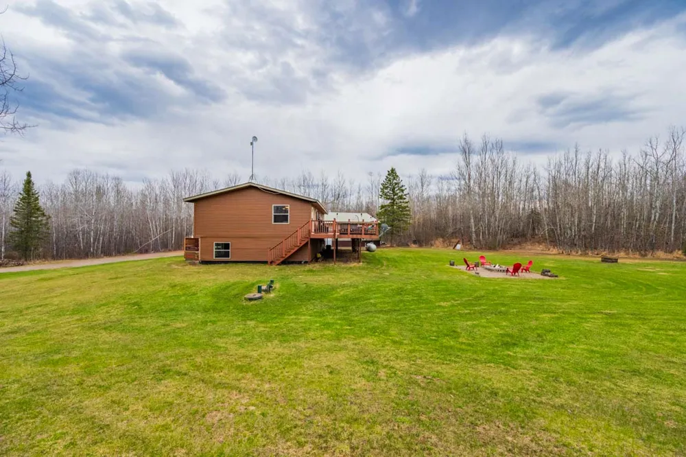 11212 Pozar Road Chisholm, MN 55719