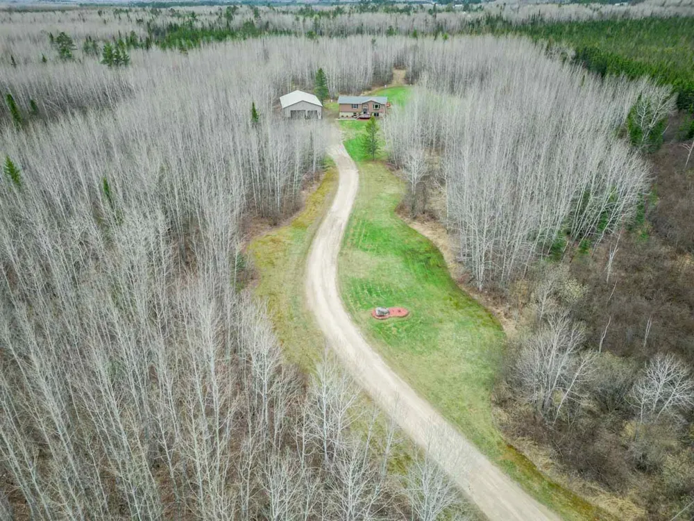 11212 Pozar Road Chisholm, MN 55719