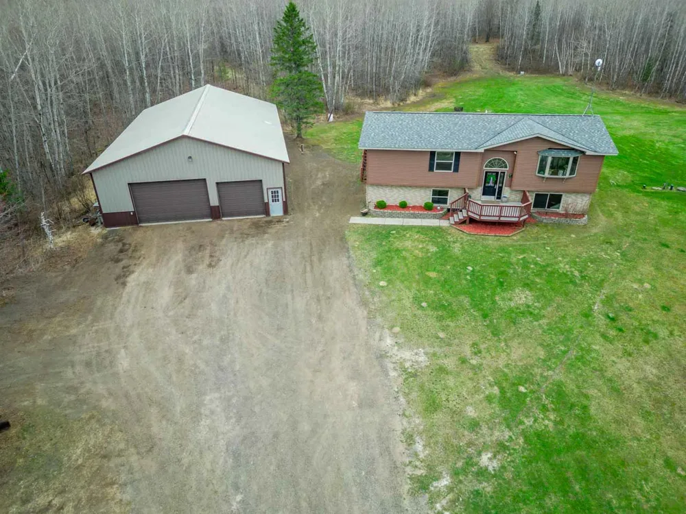 11212 Pozar Road Chisholm, MN 55719