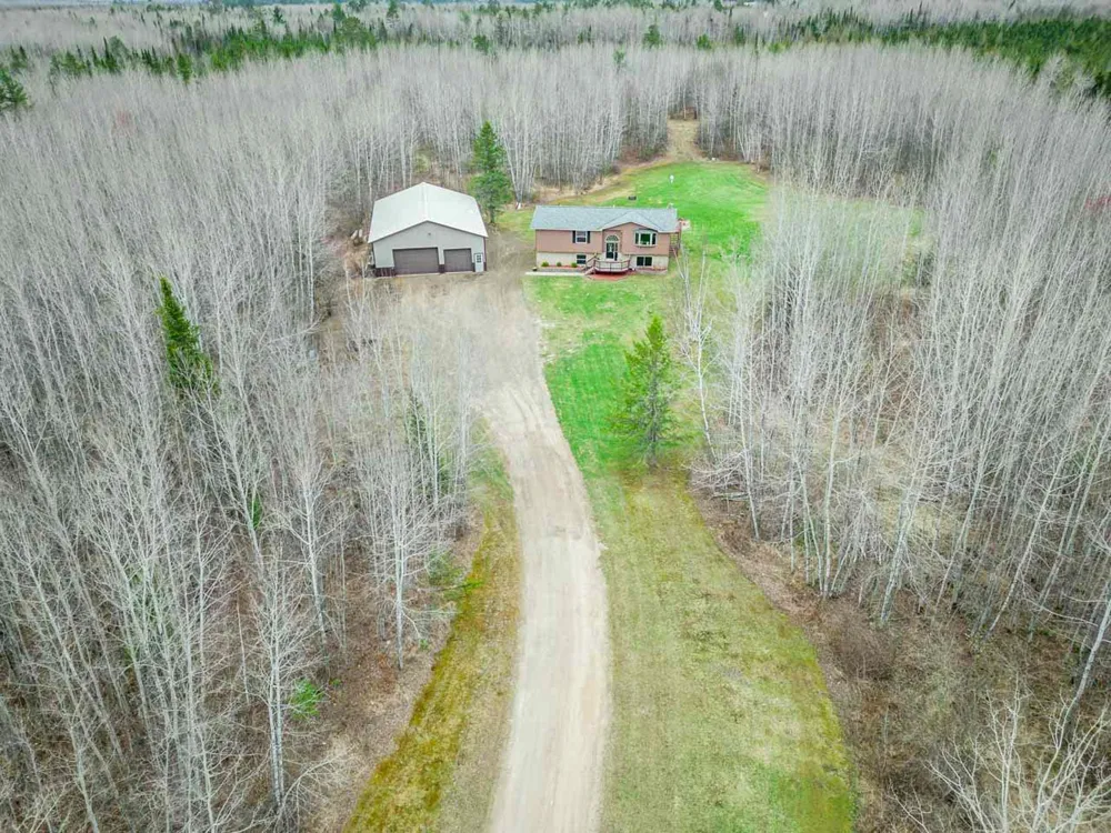 11212 Pozar Road Chisholm, MN 55719