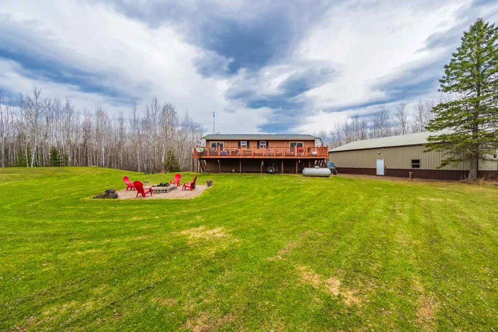 11212 Pozar Road Chisholm, MN 55719