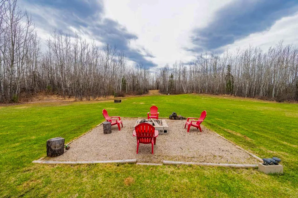 11212 Pozar Road Chisholm, MN 55719