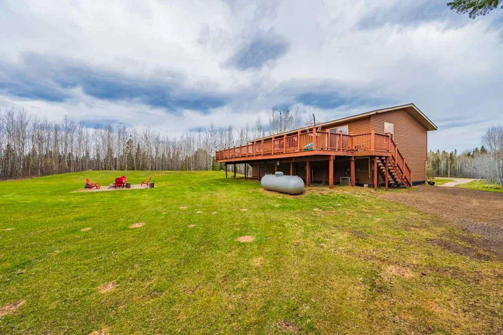 11212 Pozar Road Chisholm, MN 55719