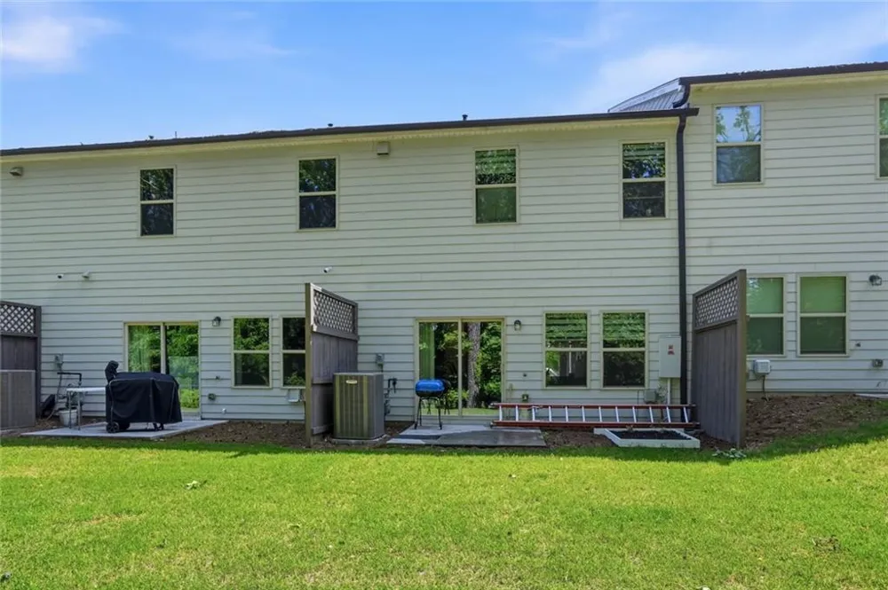 5652 Plain Field Lane Lilburn, GA 30047