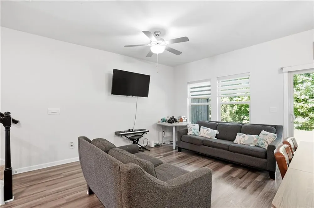 5652 Plain Field Lane Lilburn, GA 30047