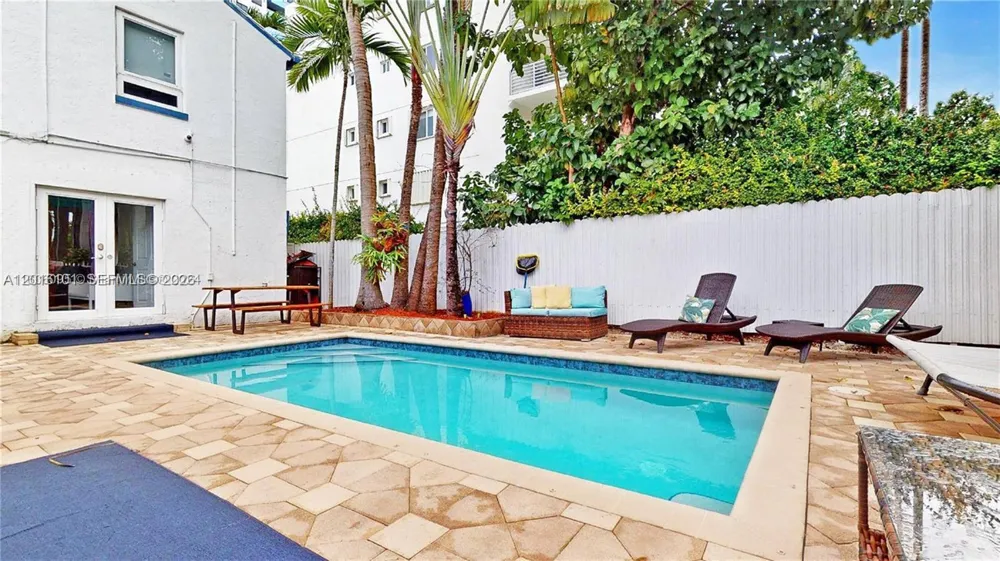 1400 West Ave Miami Beach, FL 33139