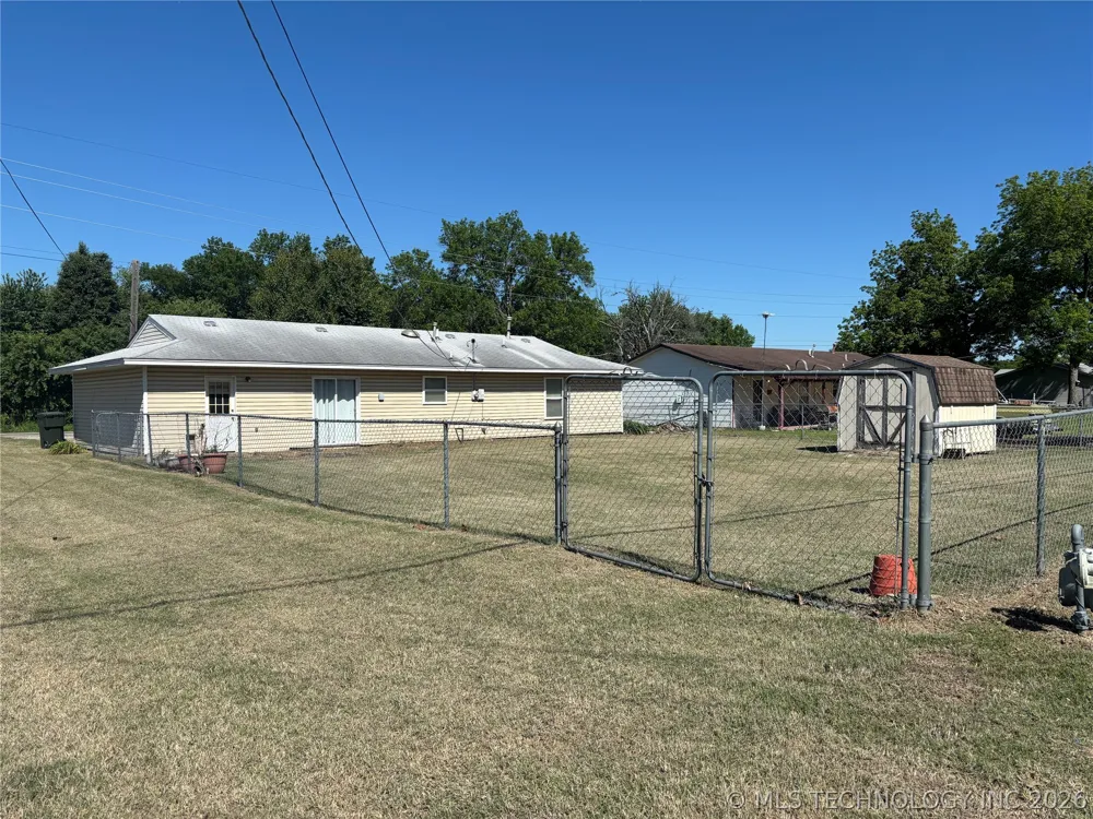 901 Kern Avenue Okmulgee, OK 74447