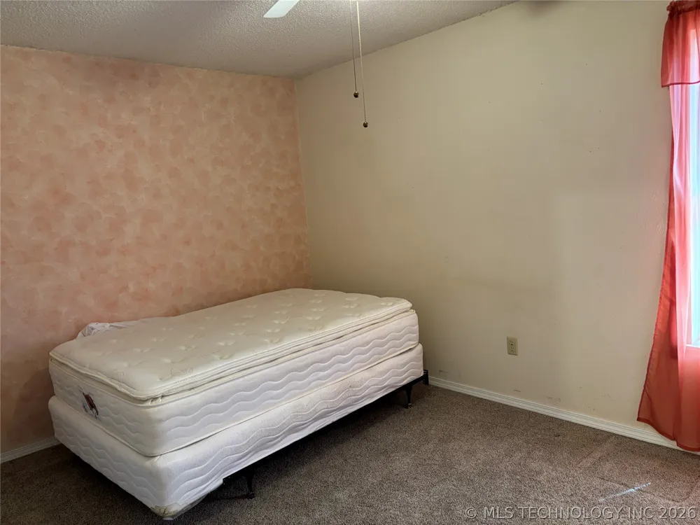 901 Kern Avenue Okmulgee, OK 74447