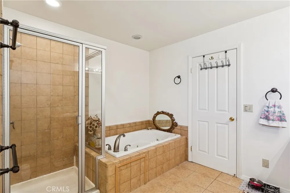 879 Spruce Lane Sugarloaf, CA 92386