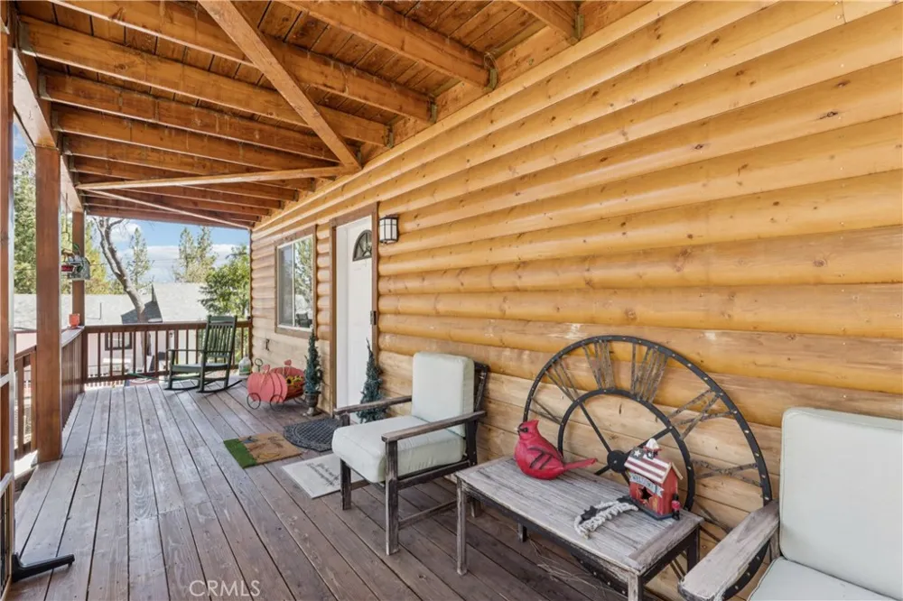 879 Spruce Lane Sugarloaf, CA 92386