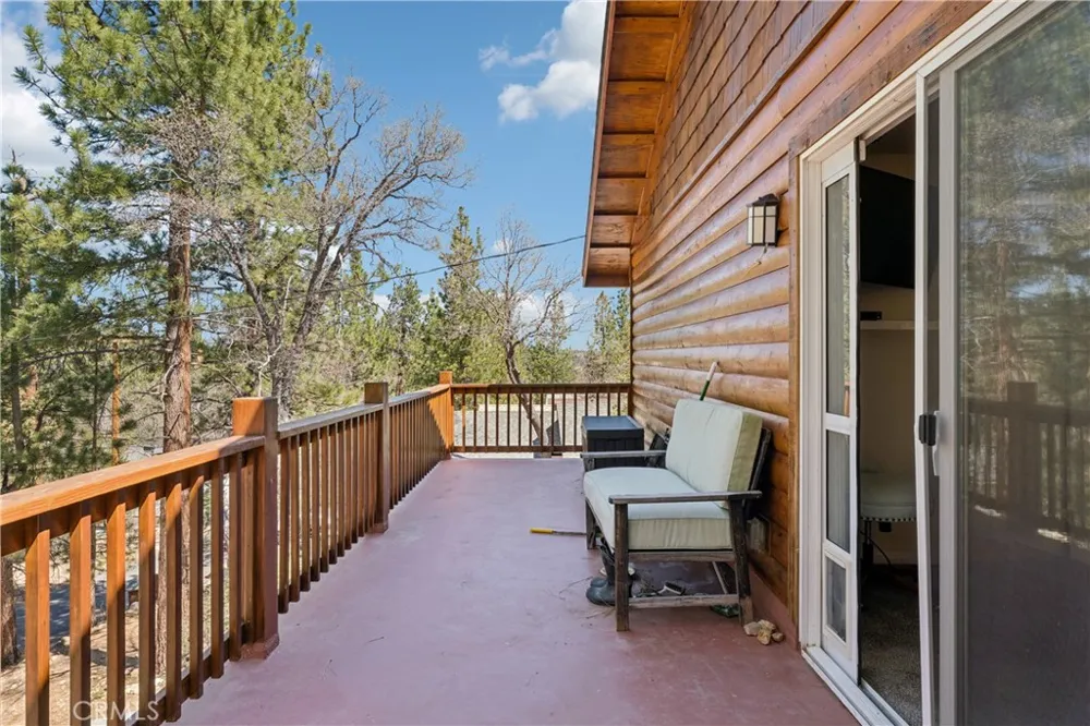 879 Spruce Lane Sugarloaf, CA 92386