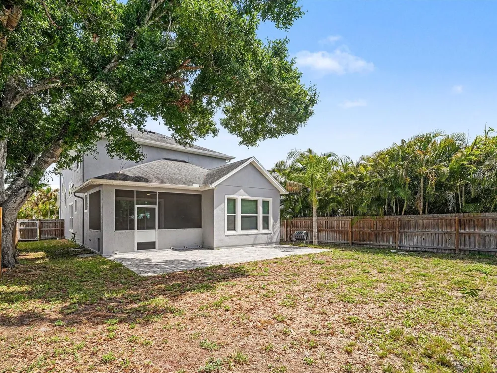 2424 WOOD STREET Sarasota, FL 34237