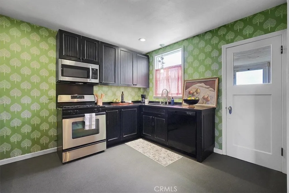 1102 Barry Road Yuba City, CA 95991