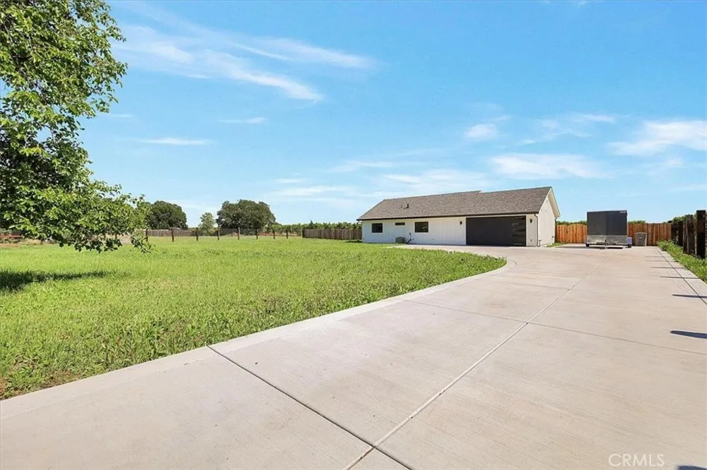 1102 Barry Road Yuba City, CA 95991