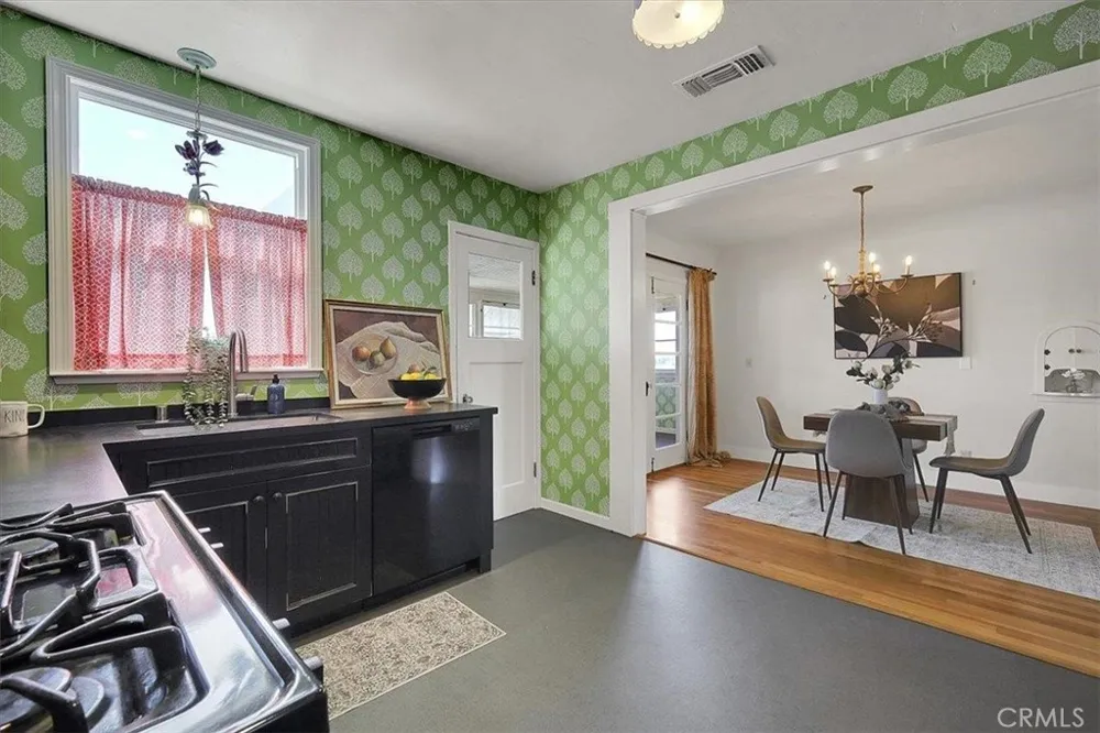 1102 Barry Road Yuba City, CA 95991