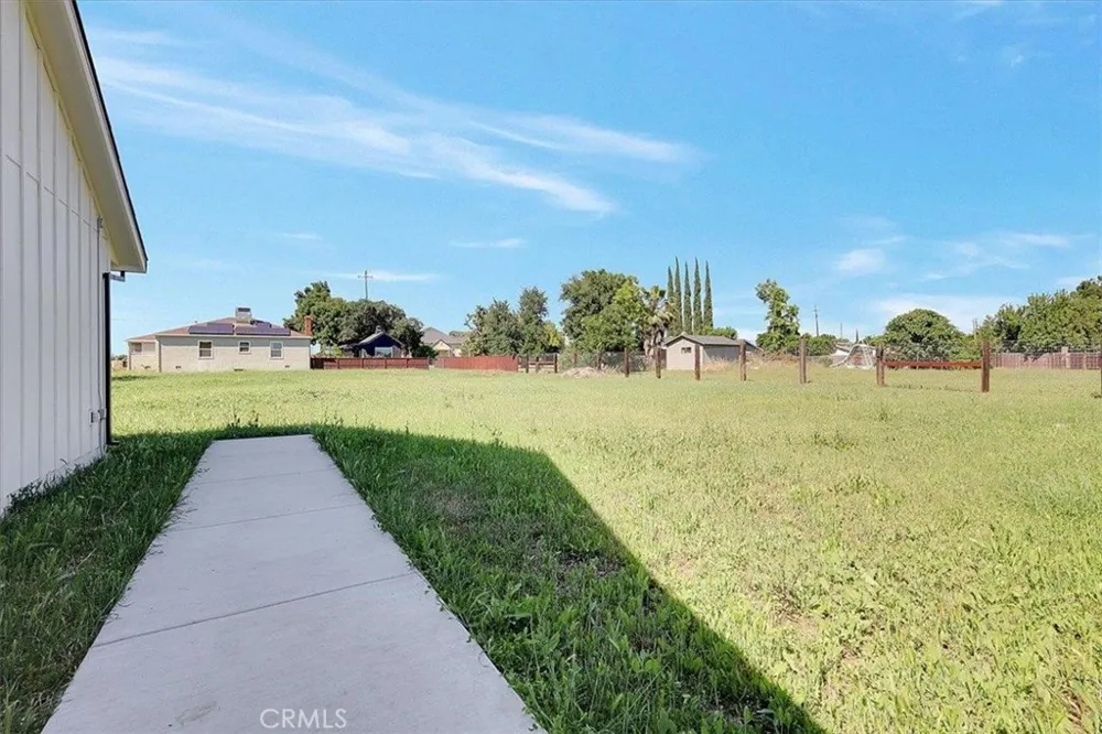 1102 Barry Road Yuba City, CA 95991