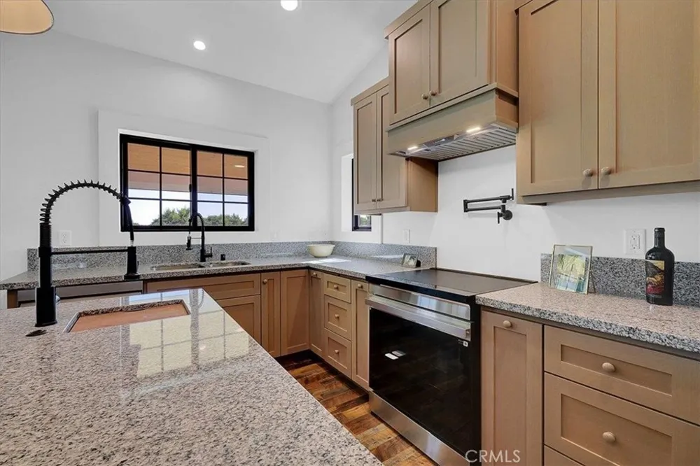 1102 Barry Road Yuba City, CA 95991