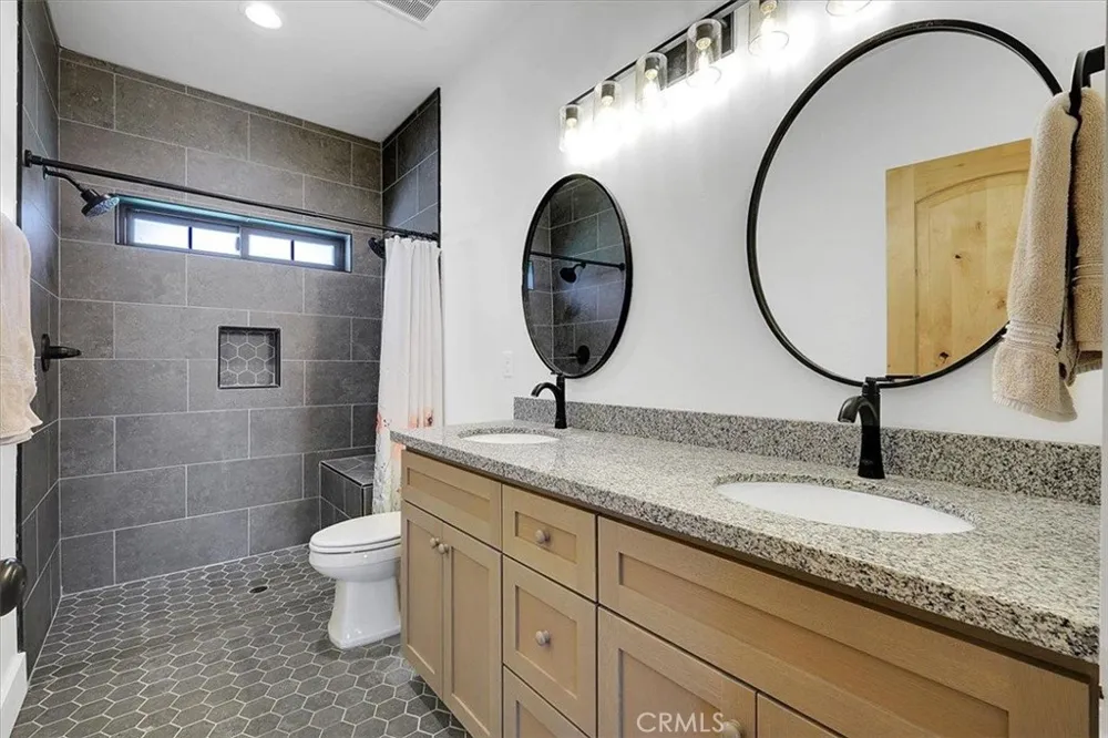 1102 Barry Road Yuba City, CA 95991