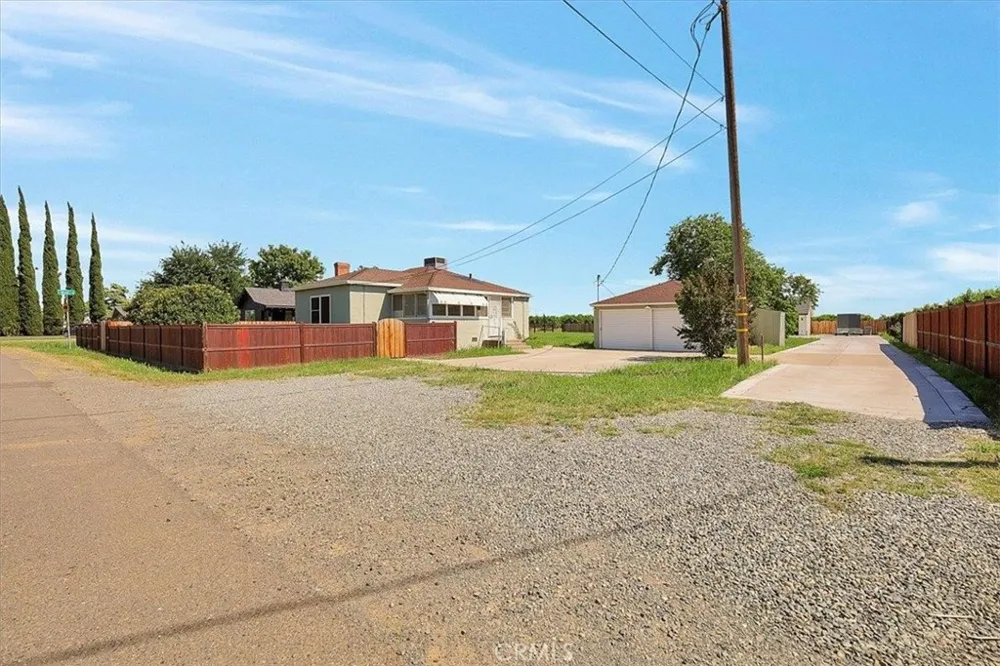 1102 Barry Road Yuba City, CA 95991