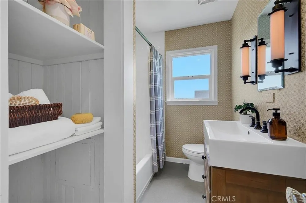 1102 Barry Road Yuba City, CA 95991