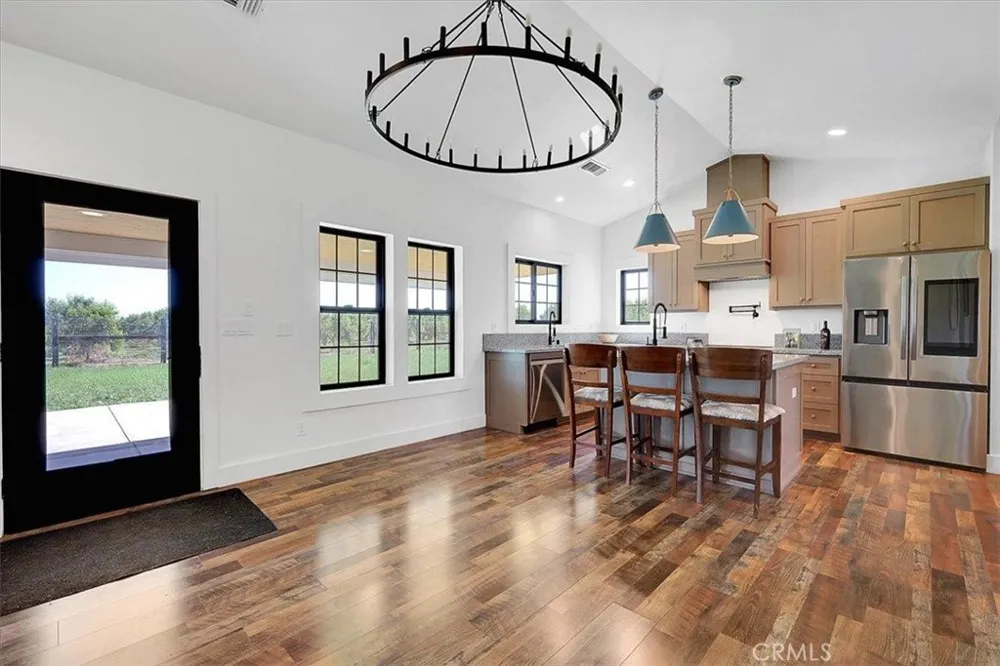 1102 Barry Road Yuba City, CA 95991