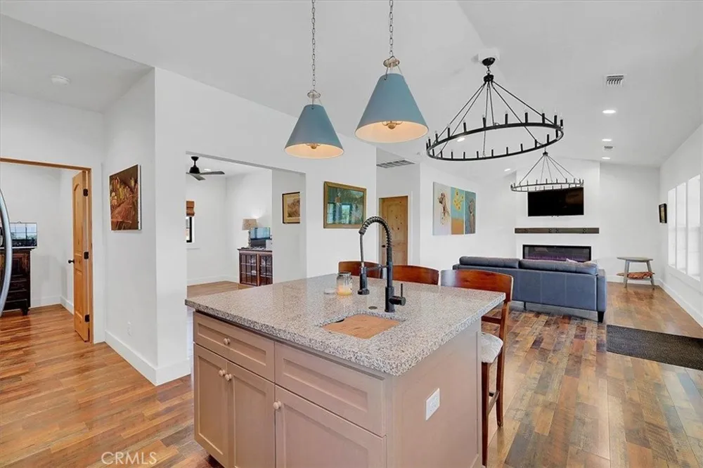 1102 Barry Road Yuba City, CA 95991