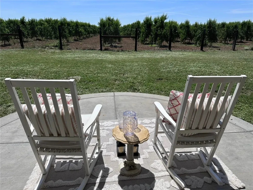 1102 Barry Road Yuba City, CA 95991