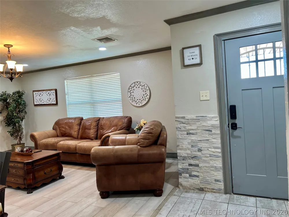 9892 Buckaloo Bend Road Kingston, OK 73439