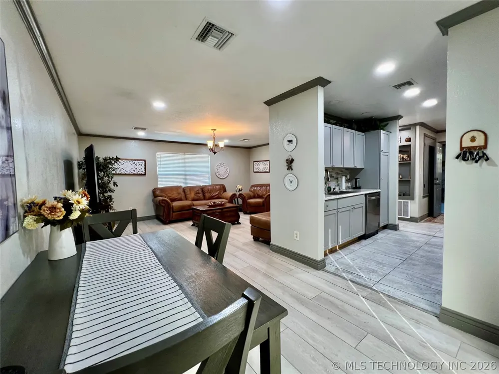 9892 Buckaloo Bend Road Kingston, OK 73439