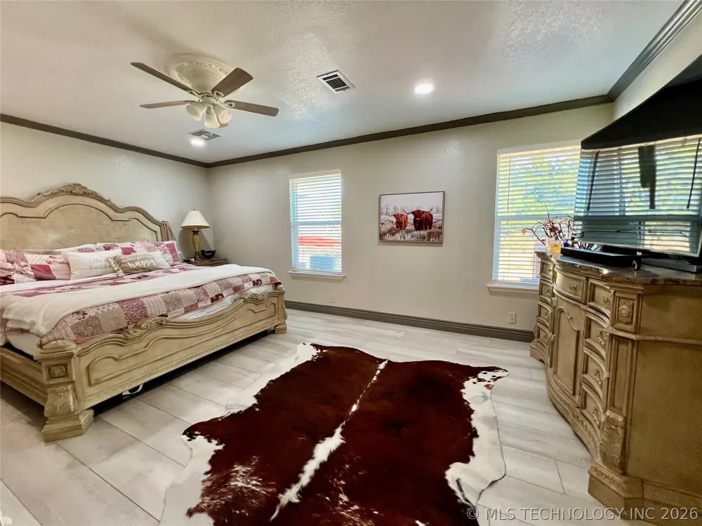 9892 Buckaloo Bend Road Kingston, OK 73439