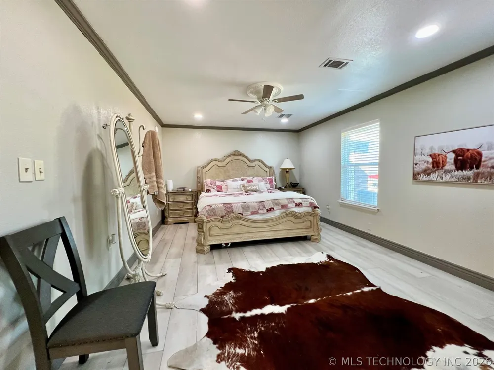 9892 Buckaloo Bend Road Kingston, OK 73439