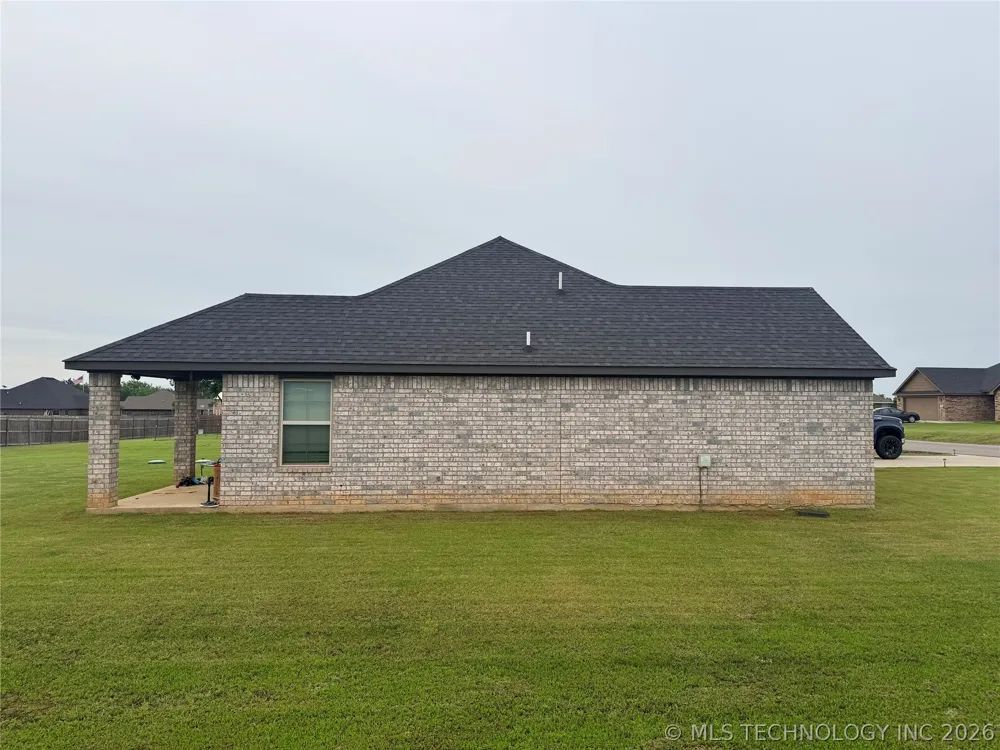114 Lake Meadow Loop Drive Durant, OK 74701