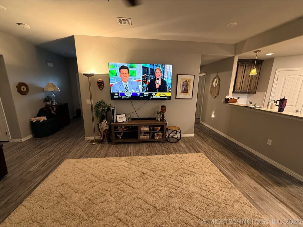 114 Lake Meadow Loop Drive Durant, OK 74701