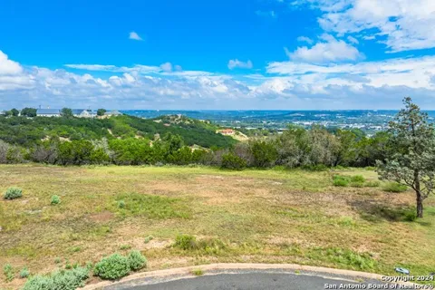 329 LOMA VISTA