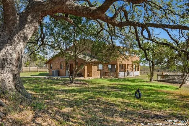 15145 Alternate 90 Kingsbury, TX 78638