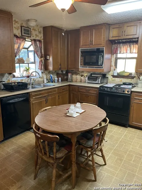 15145 Alternate 90 Kingsbury, TX 78638