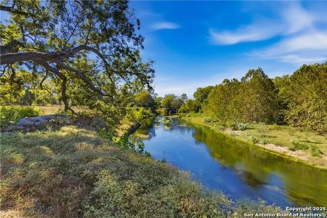 15145 Alternate 90 Kingsbury, TX 78638
