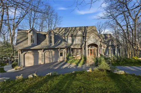 352 Sanderlin Mtn Drive