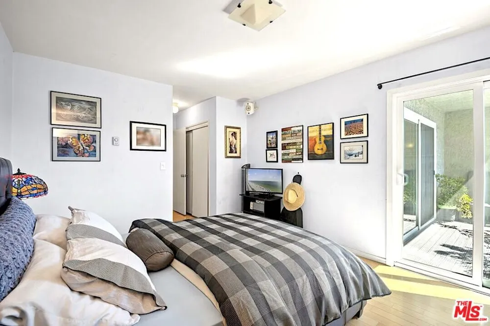 9005 Cynthia Street #413 West Hollywood, CA 90069