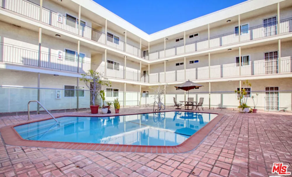 9005 Cynthia Street #413 West Hollywood, CA 90069