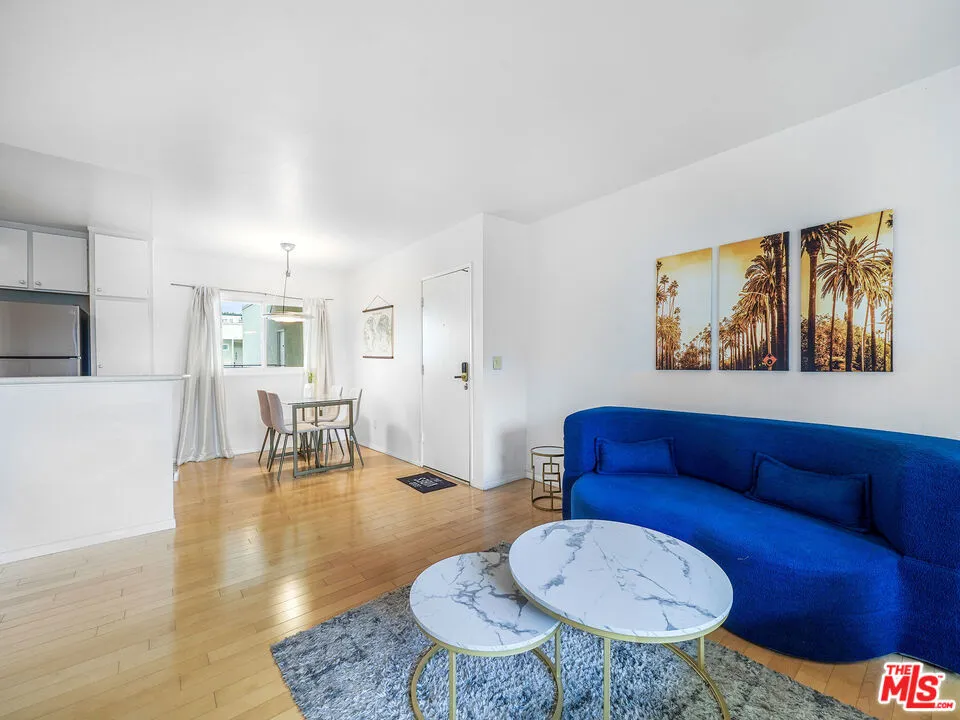 9005 Cynthia Street #413 West Hollywood, CA 90069