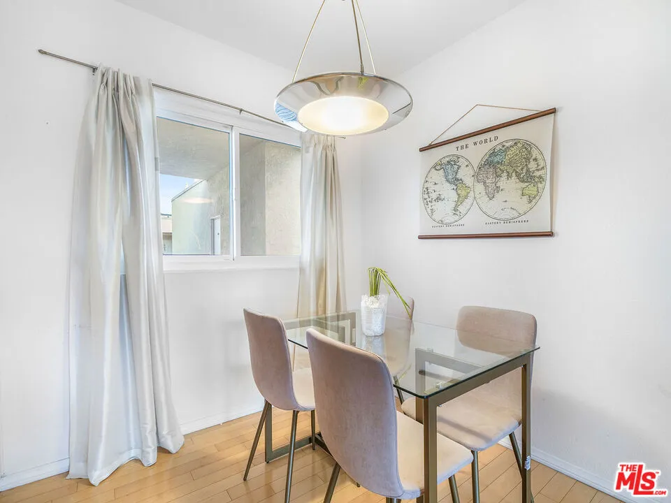 9005 Cynthia Street #413 West Hollywood, CA 90069