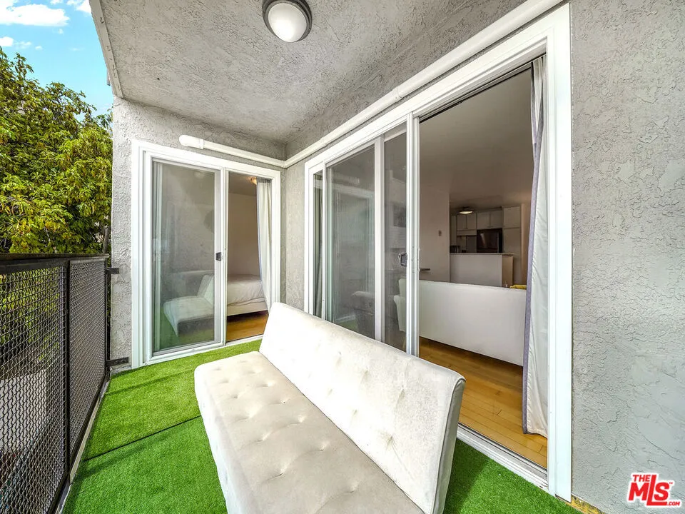 9005 Cynthia Street #413 West Hollywood, CA 90069