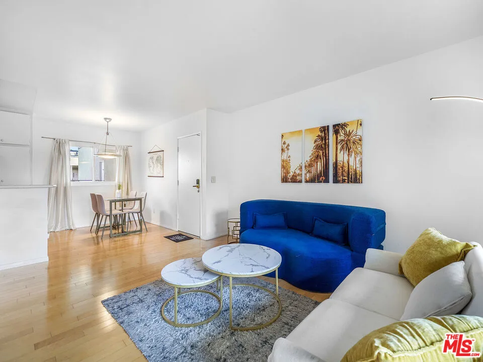 9005 Cynthia Street #413 West Hollywood, CA 90069